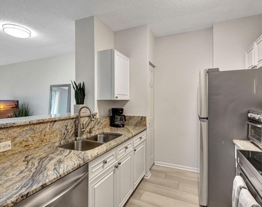 630 S Sapodilla Avenue - Photo Thumbnail 12