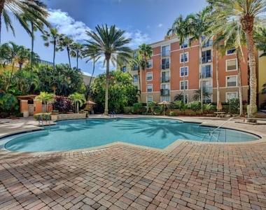 630 S Sapodilla Avenue - Photo Thumbnail 33