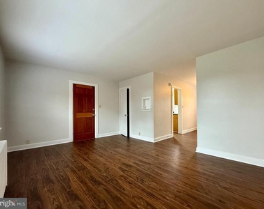 1400 Kenmore Avenue - Photo Thumbnail 2