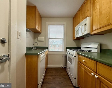 1400 Kenmore Avenue - Photo Thumbnail 5