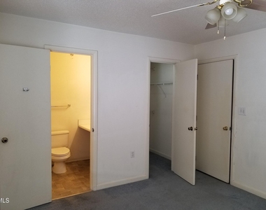 1341 Crab Orchard Drive - Photo Thumbnail 9