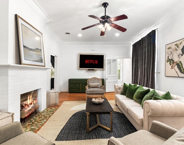 110 E Craig Pl - Photo Thumbnail 2