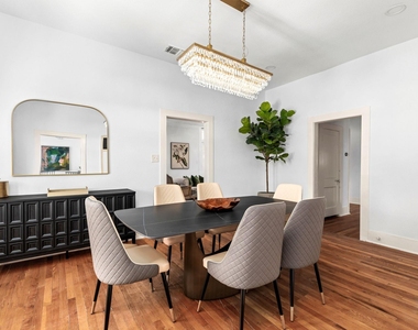 110 E Craig Pl - Photo Thumbnail 4