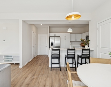 271 Barrett Drive - Photo Thumbnail 7