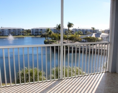 16685 Lake Circle Drive - Photo Thumbnail 19