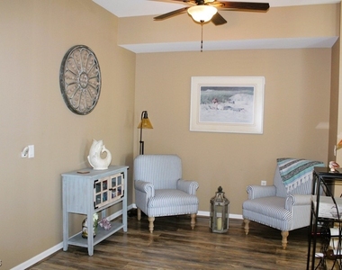 16685 Lake Circle Drive - Photo Thumbnail 9