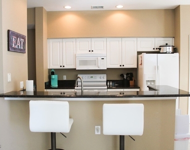 16685 Lake Circle Drive - Photo Thumbnail 2