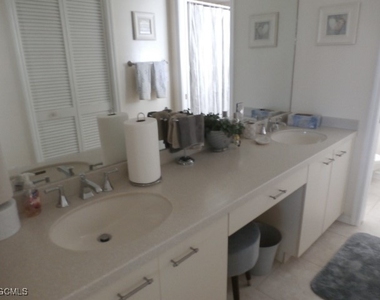 12191 Kelly Sands Way - Photo Thumbnail 10