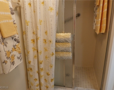 16470 Kelly Cove Drive - Photo Thumbnail 11