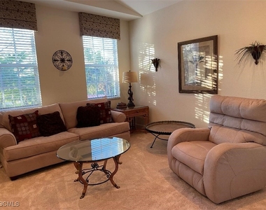 8986 Greenwich Hills Way - Photo Thumbnail 8