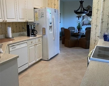 8986 Greenwich Hills Way - Photo Thumbnail 6