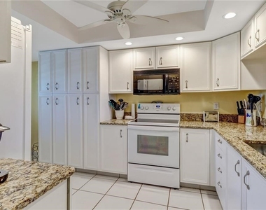 12641 Kelly Sands Way - Photo Thumbnail 5