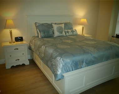 16301 Kelly Woods Drive - Photo Thumbnail 12