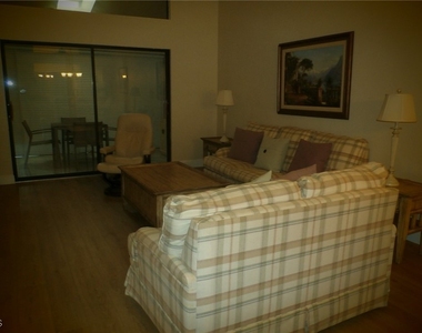 16301 Kelly Woods Drive - Photo Thumbnail 10
