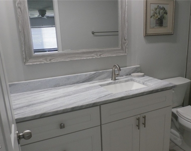 11110 Caravel Circle - Photo Thumbnail 27