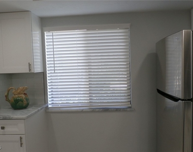 11110 Caravel Circle - Photo Thumbnail 12