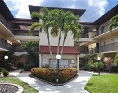 11140 Caravel Circle - Photo Thumbnail 24
