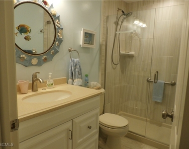 11140 Caravel Circle - Photo Thumbnail 19