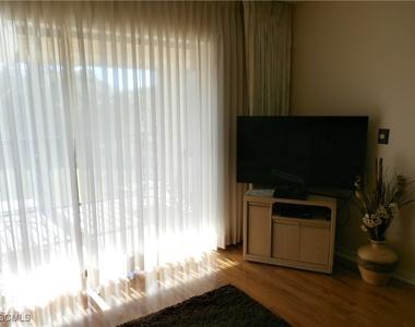 12150 Kelly Sands Way - Photo Thumbnail 10