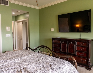 8340 Mystic Greens Way - Photo Thumbnail 29