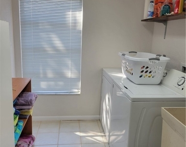 735 High Pines Drive - Photo Thumbnail 8