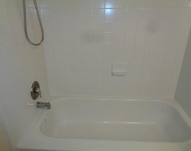 5644 Birchmont Drive - Photo Thumbnail 18