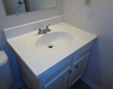 5644 Birchmont Drive - Photo Thumbnail 19