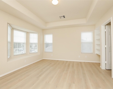 15011 Calico Heights Lane - Photo Thumbnail 24