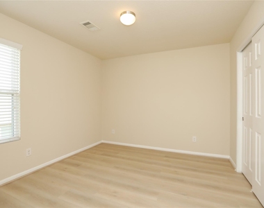 15011 Calico Heights Lane - Photo Thumbnail 30