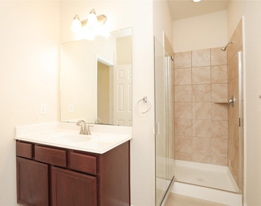 15011 Calico Heights Lane - Photo Thumbnail 21