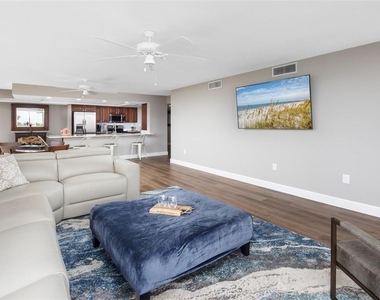 7650 Bayshore Drive - Photo Thumbnail 12