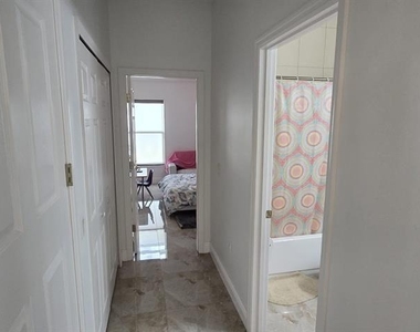 500 Highgate Park Boulevard - Photo Thumbnail 2