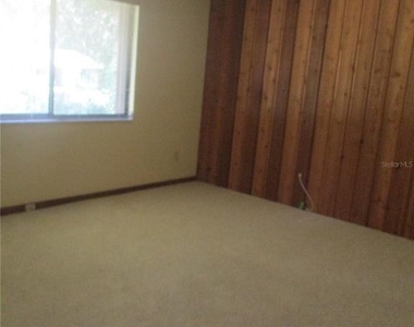 1631 Nw 94th Street - Photo Thumbnail 15
