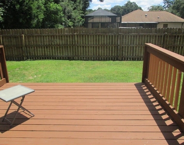 1631 Nw 94th Street - Photo Thumbnail 3
