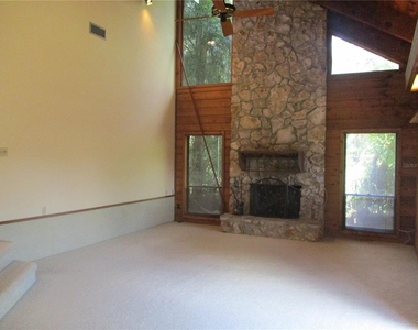 1631 Nw 94th Street - Photo Thumbnail 7