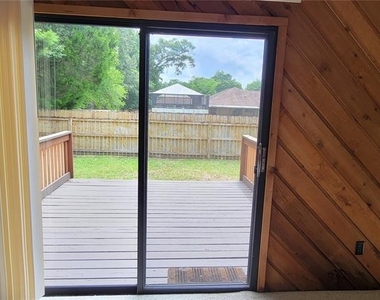 1631 Nw 94th Street - Photo Thumbnail 9