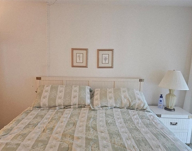 586 Lakeside Drive - Photo Thumbnail 12