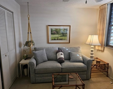 586 Lakeside Drive - Photo Thumbnail 19