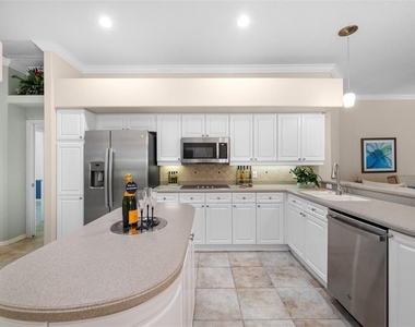 8809 Havenridge Drive - Photo Thumbnail 18