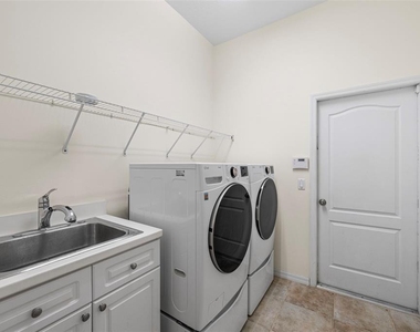 8809 Havenridge Drive - Photo Thumbnail 38