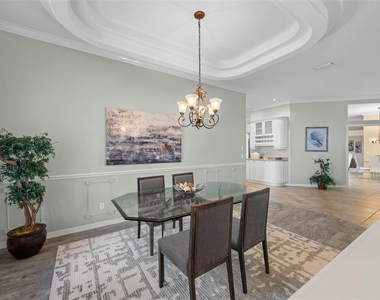 8809 Havenridge Drive - Photo Thumbnail 4