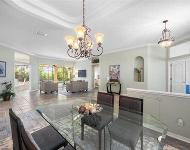 8809 Havenridge Drive - Photo Thumbnail 7