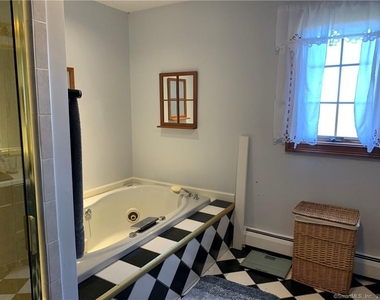 38 Merriman Lane - Photo Thumbnail 12