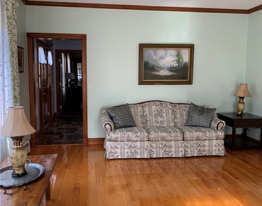 38 Merriman Lane - Photo Thumbnail 7