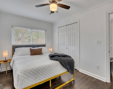 1040 Herndon Street Nw - Photo Thumbnail 19