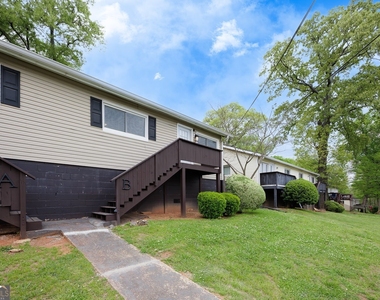 1040 Herndon Street Nw - Photo Thumbnail 1