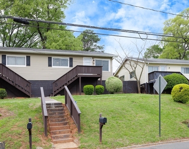 1040 Herndon Street Nw - Photo Thumbnail 4
