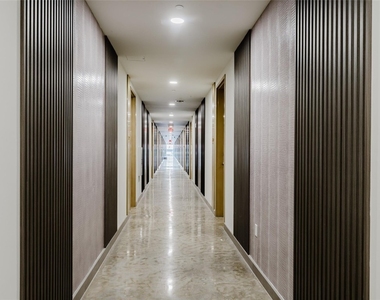 2750 Griffin Road - Photo Thumbnail 36