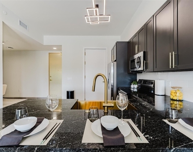 2750 Griffin Road - Photo Thumbnail 17