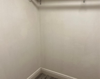 9070 Lime Bay Boulevard - Photo Thumbnail 15